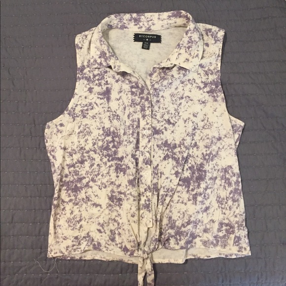 Urban Outfitters Crop - Picture 1 of 2