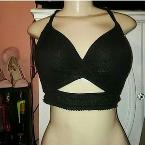 New. Victoria's Secret lightly lined bra. No wire.