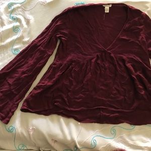 Maroon cute bell 🔔 sleeves