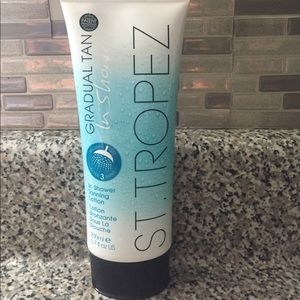 Like new: St. Tropez- in shower gradual tan