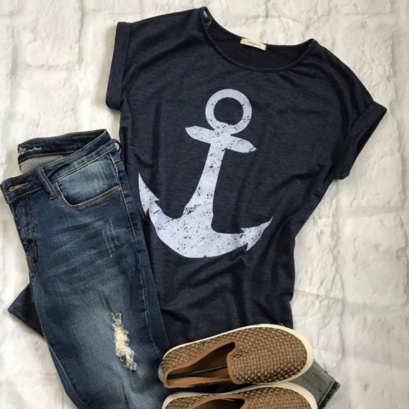 Boutique Tops - ❗️SALE❗️LAST Anchor short sleeve top