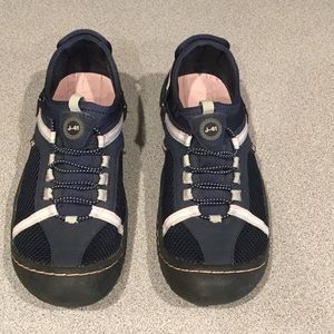 Jeep Engineered Traction Sole 🌷
