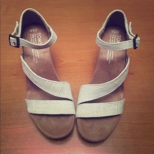 Toms clarissa wedge