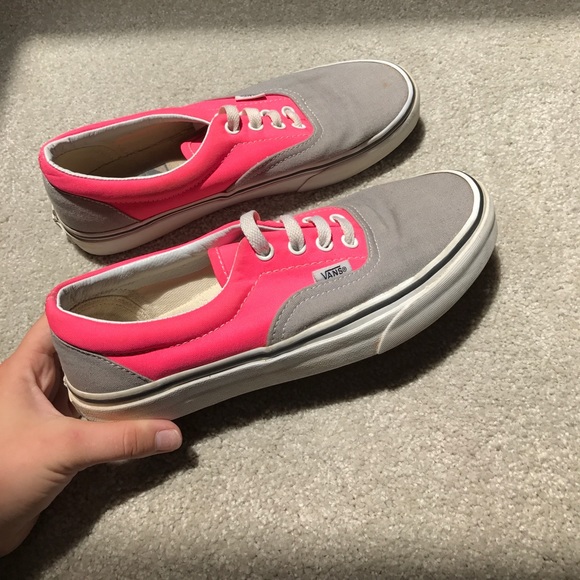 Vans - Picture 3 of 6