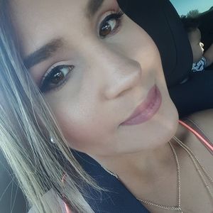 Meet your Posher, Alexandra