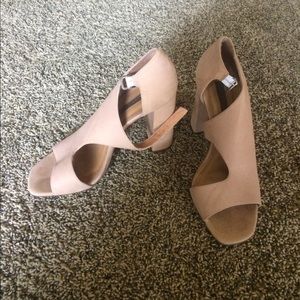 Modern vintage heels