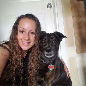 Meet your Posher, Roxanne