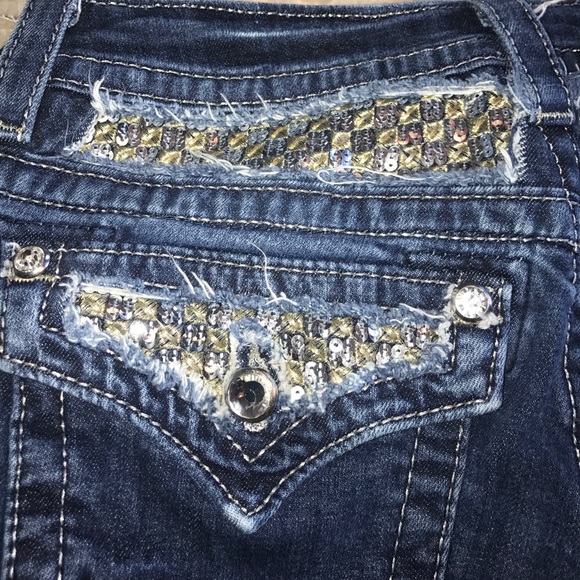 Authentic Miss Me Jeans - Picture 2 of 4