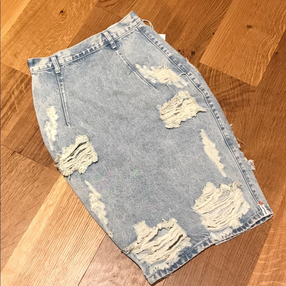 One teaspoon salty freelove size 22 NWT
