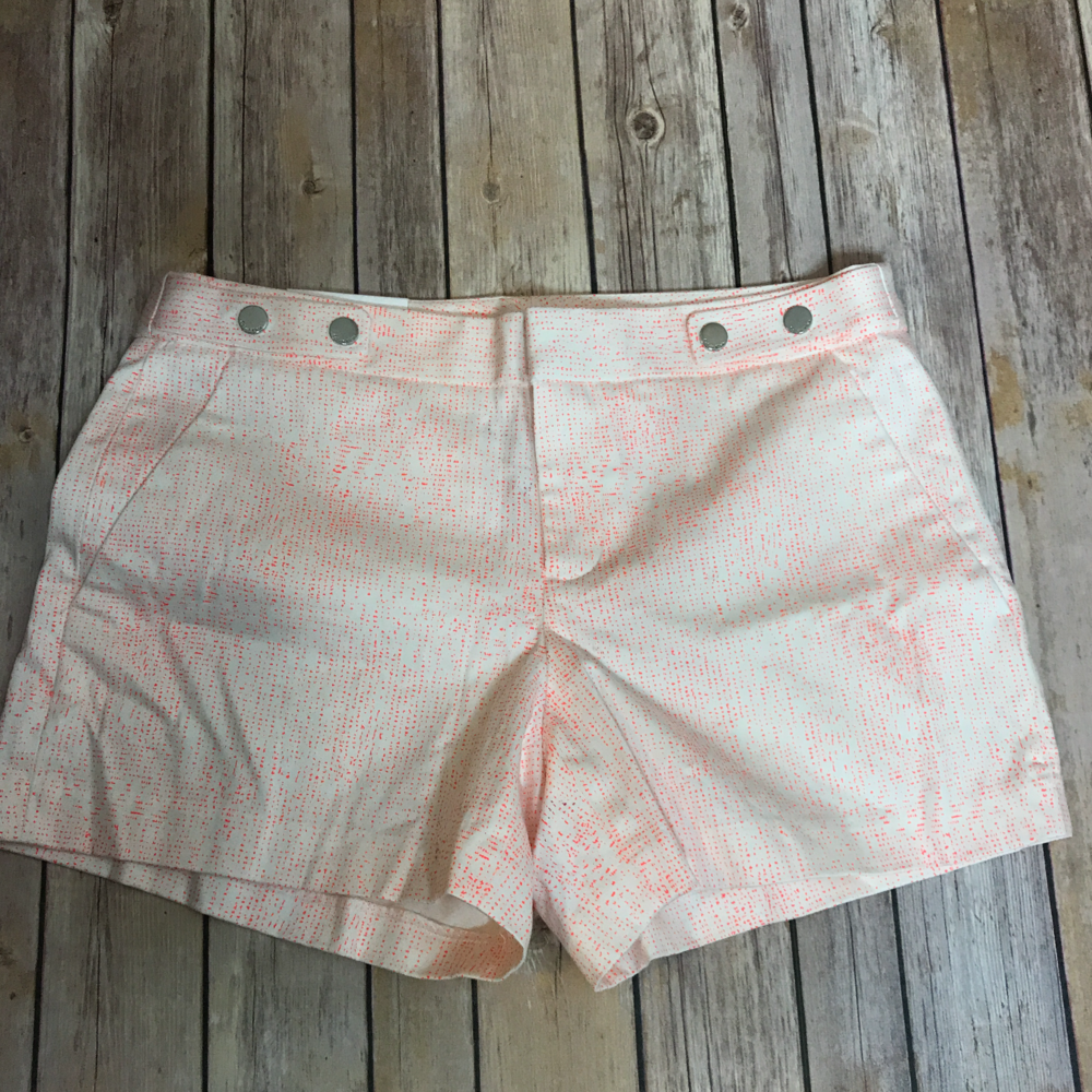NWT Calvin Klein Patterned Shorts Size 4