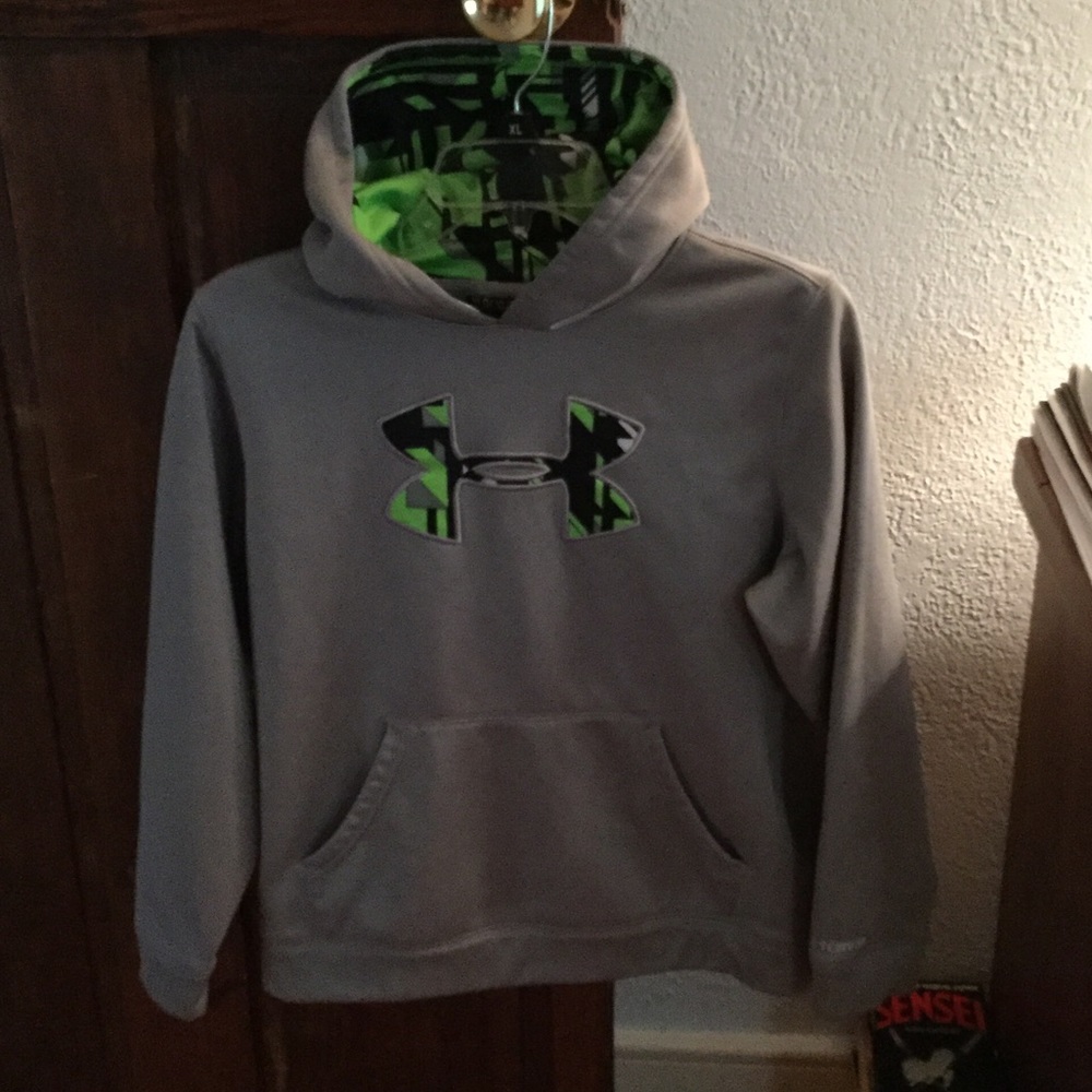 Youth Under Armour Sweatshirt