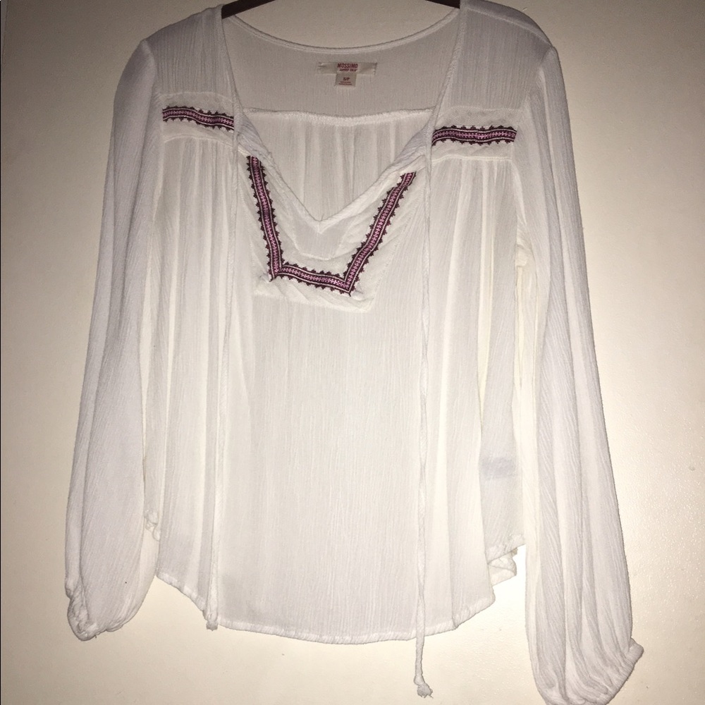 Loose long sleeve top