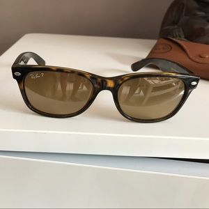 Rayban sunglasses new wayfarer polarized