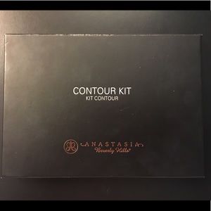 Anastasia Beverly Hills Contour Kit