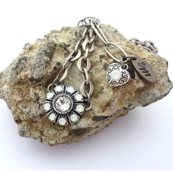 Swarovski Crystal Cluster Flower Pendant - Picture 4 of 5