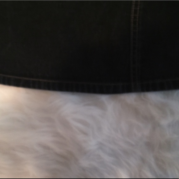 SOLD Vintage Old Navy Denim Mini Skirt - Picture 4 of 6