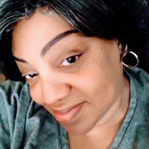 Meet your Posher, Beatrice ayers