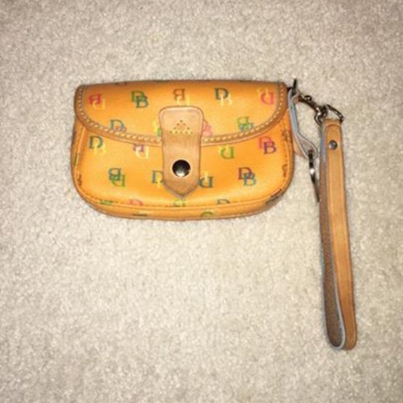Dooney & Burke wristlet - Picture 1 of 2