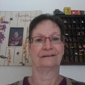 Meet your Posher, Joann