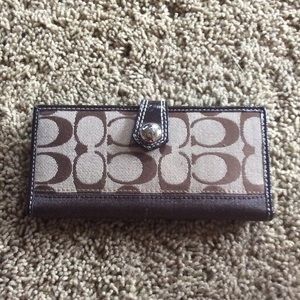 Coach Wallet Brown