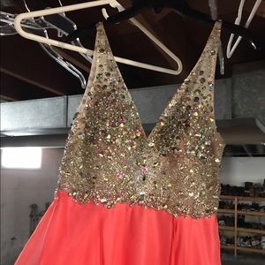 Beautiful dress only worn once