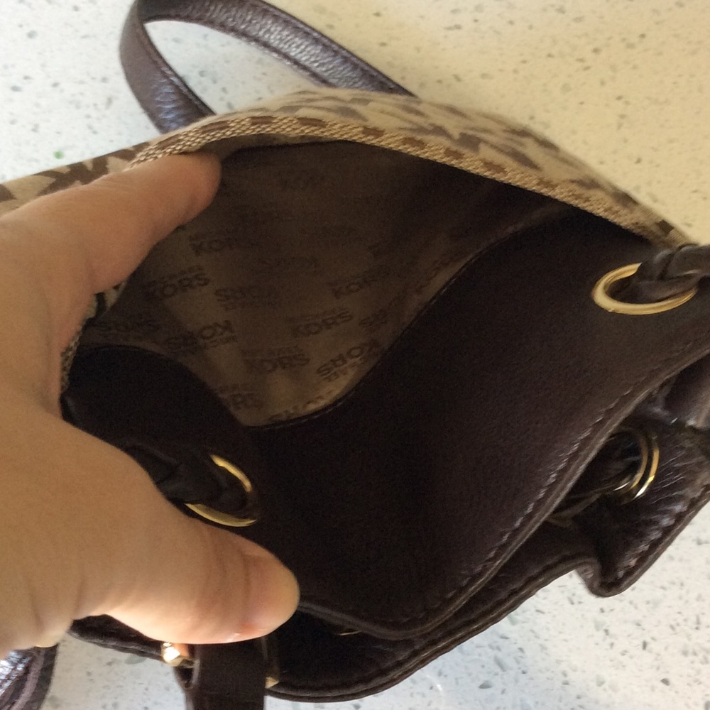 Michael Kors braided groomed cross body bag - Picture 5 of 8