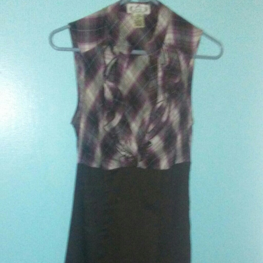 Burgundy and brown cleavage dress