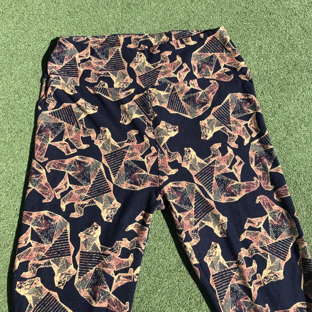 LuLaRoe OS Leggings Bear Print. BNWT