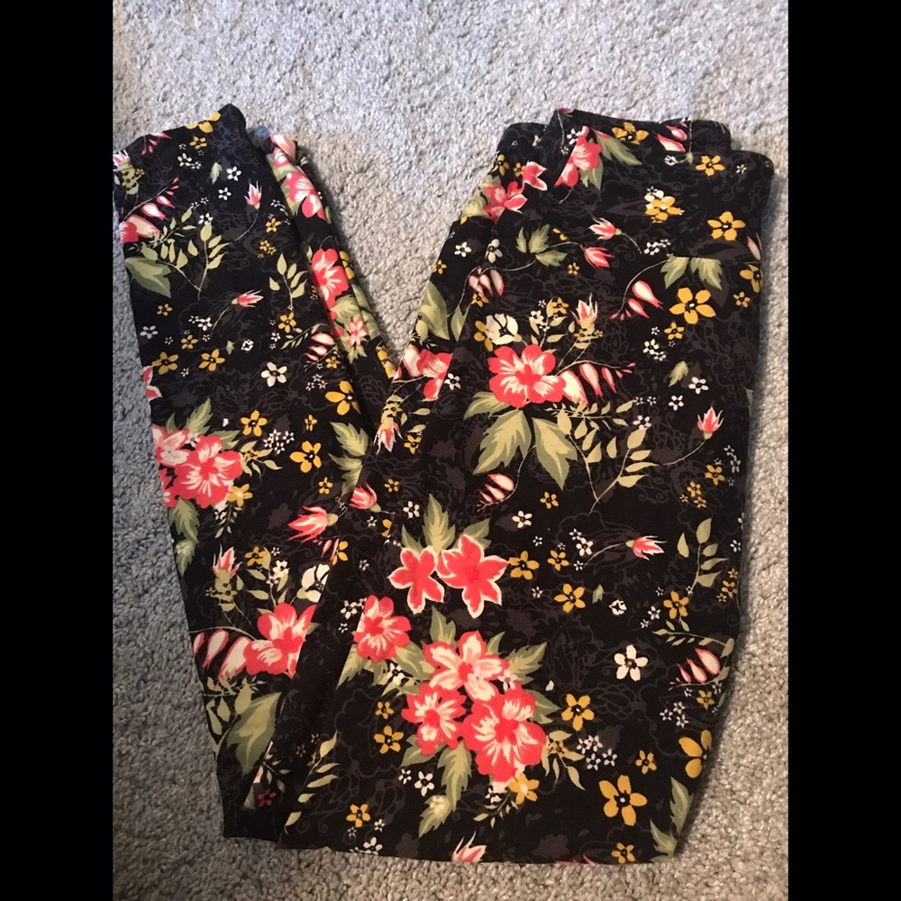 LuLaRoe OS leggings