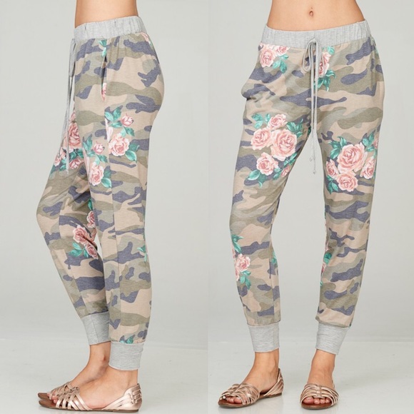 Bellanblue Pants - OLIVIA Floral Print Joggers - OLIVE Bellanblue Pants - OLIVIA Floral Print Joggers - OLIVE