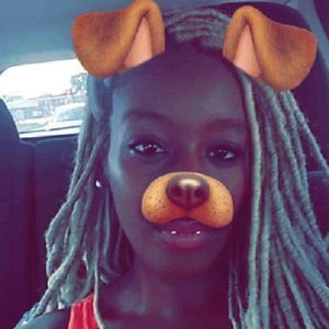 Meet your Posher, Desiree