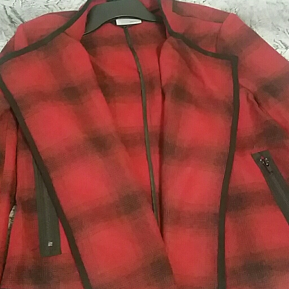Red plaid jacket - Picture 3 of 5