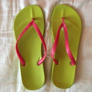 Ipanema flip flops