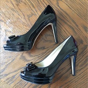 ⭐️ Antonio Melani Black Patten Leather Heels