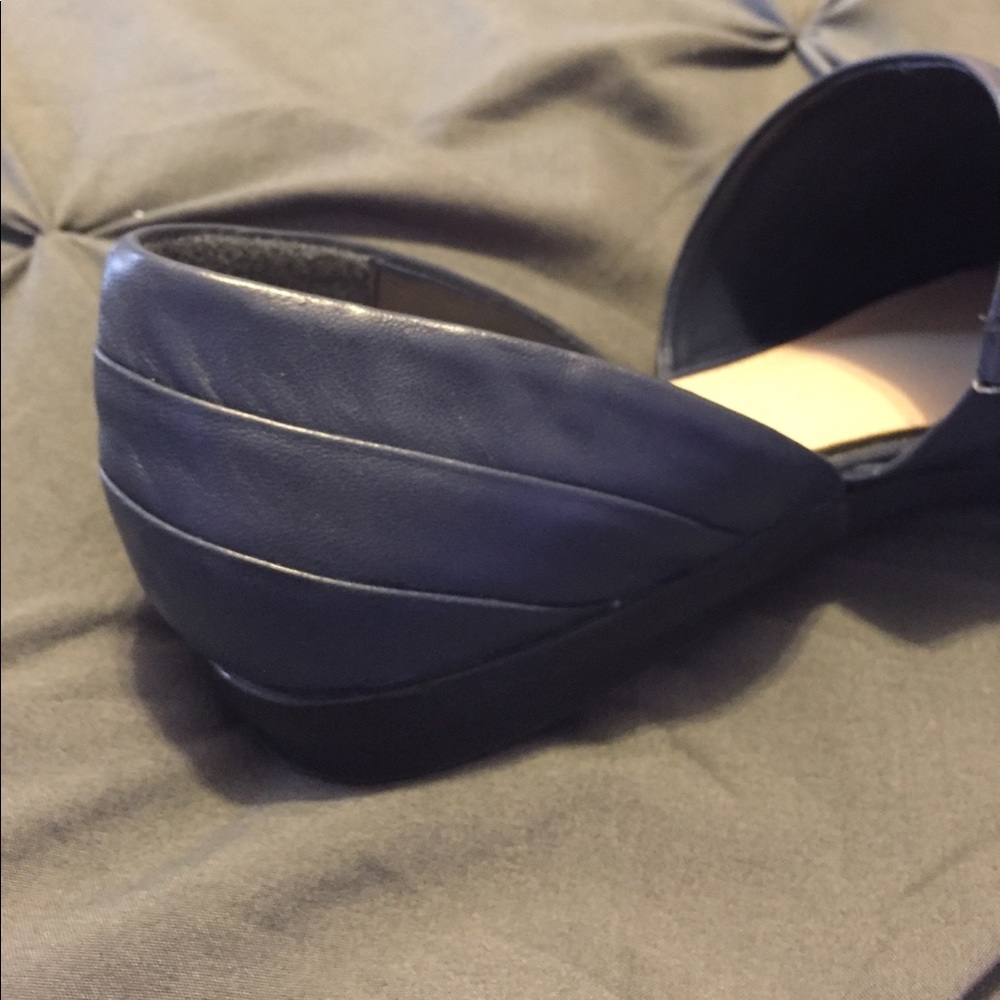 Shoes - Picture 5 of 5