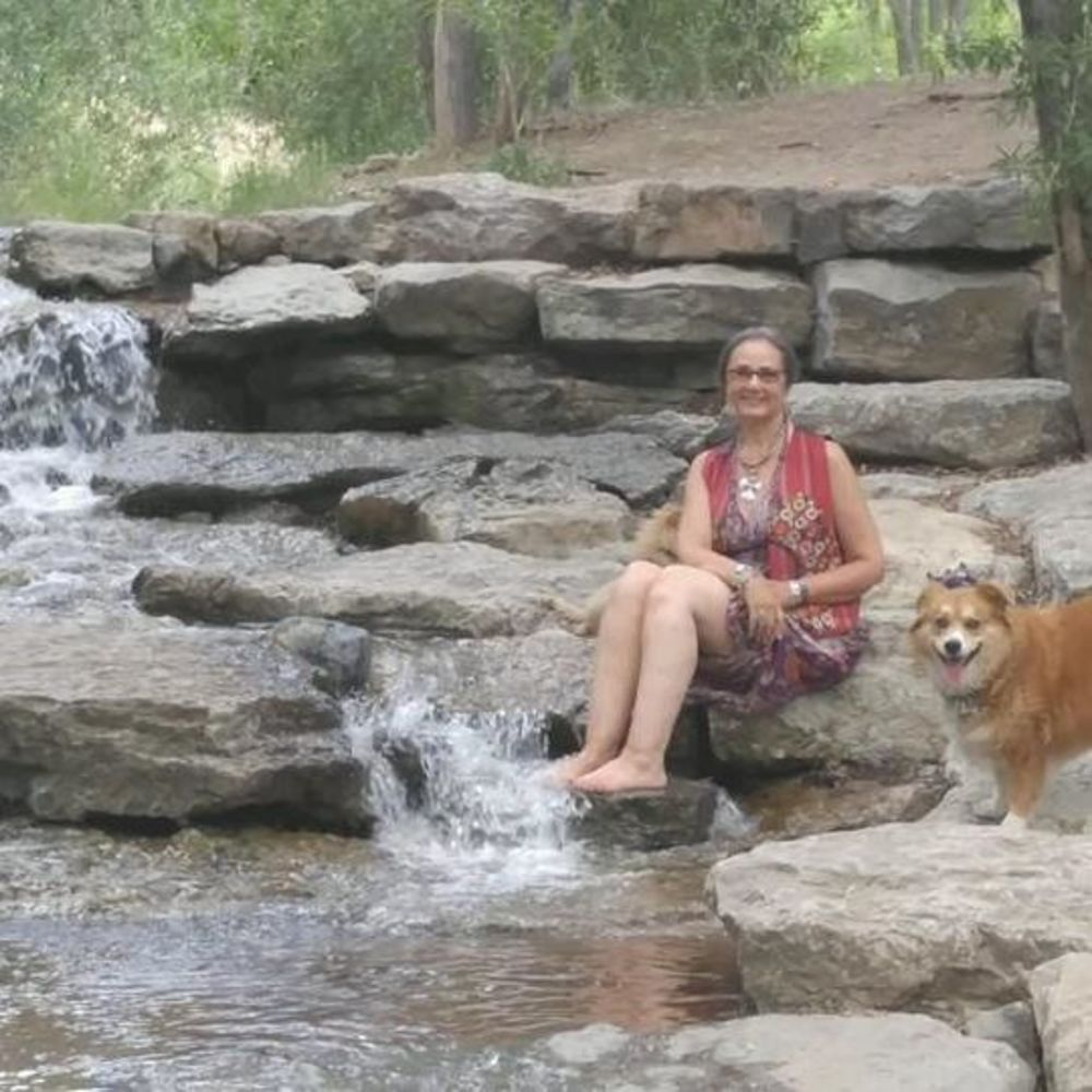 Meet your Posher, Jenni