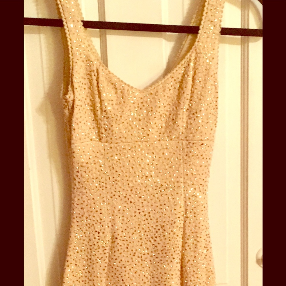 Contoured Cocktail Dreas