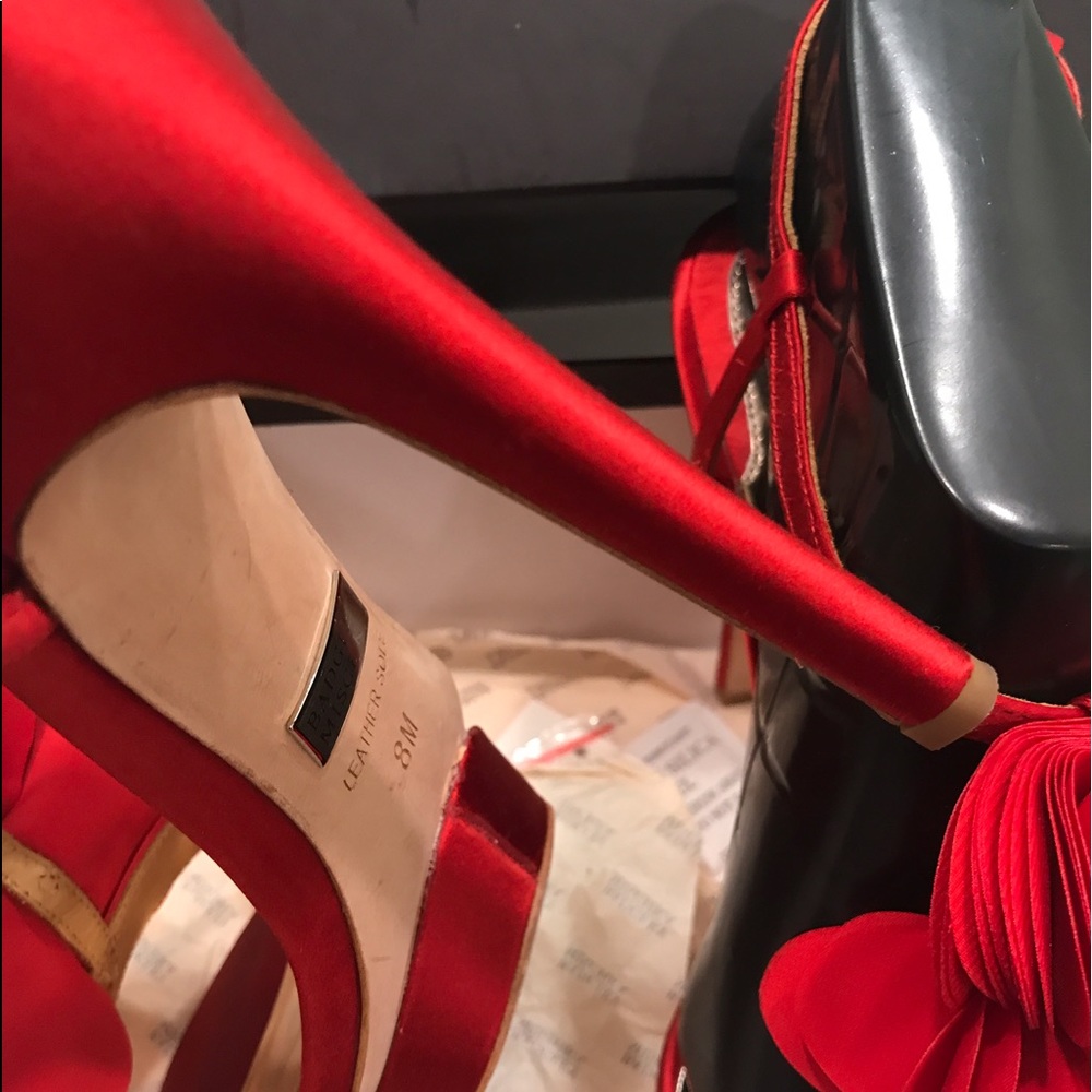 Heels - Picture 3 of 6