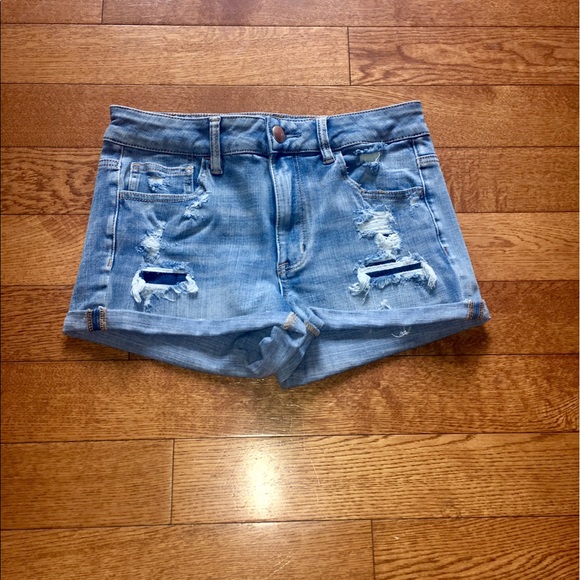 American Eagle Outfitters Pants - American Eagle jeans shorts!!
