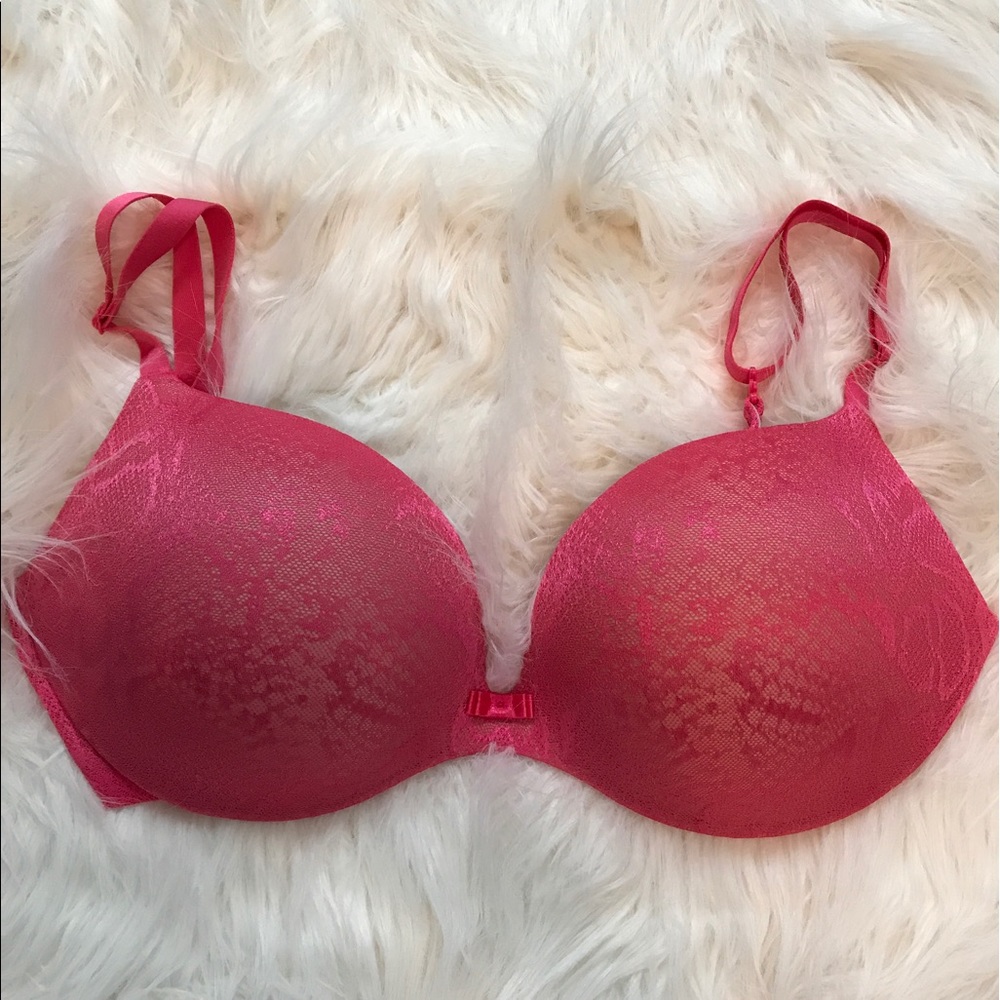 Victoria's Secret incredible bra 36DD
