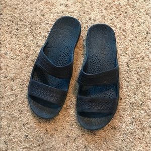 Navy blue jandals