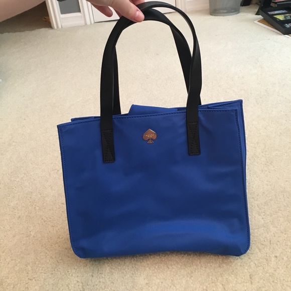 kate spade Handbags - Kate Spade Shoulder Bag