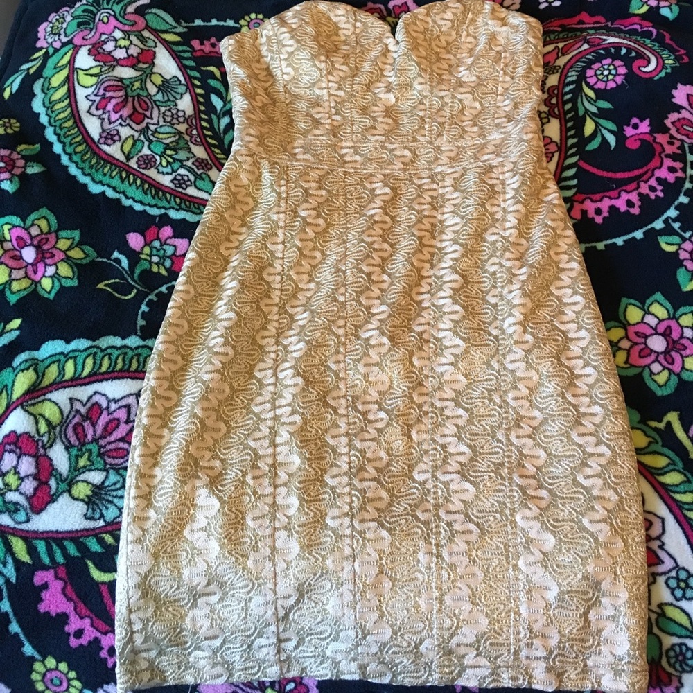 BEAUTIFUL SHORT FORMAL DRESS