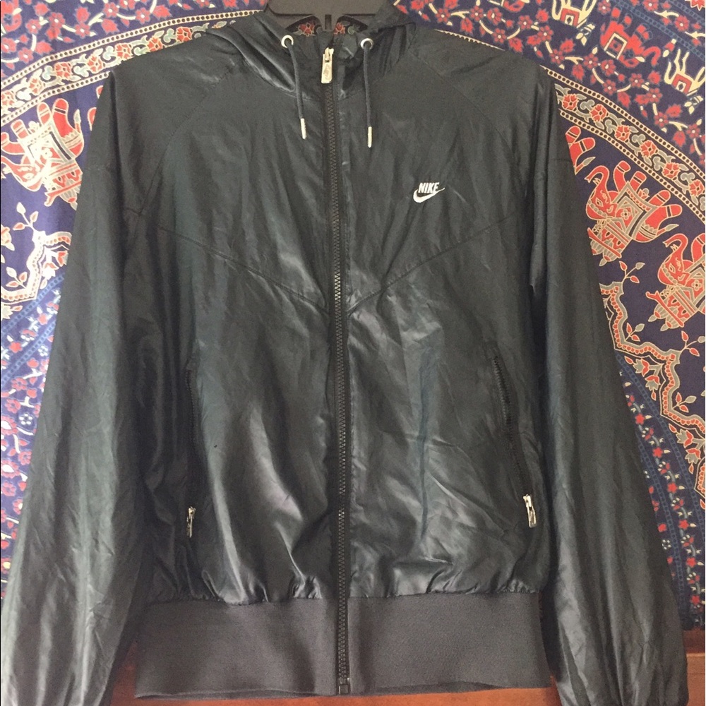 ✨Nike windbreaker jacket✨