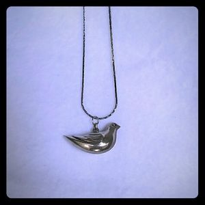 Silver necklace with silver dove pendant