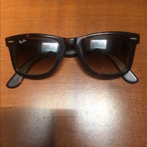 Rayban wayfarer sunglasses