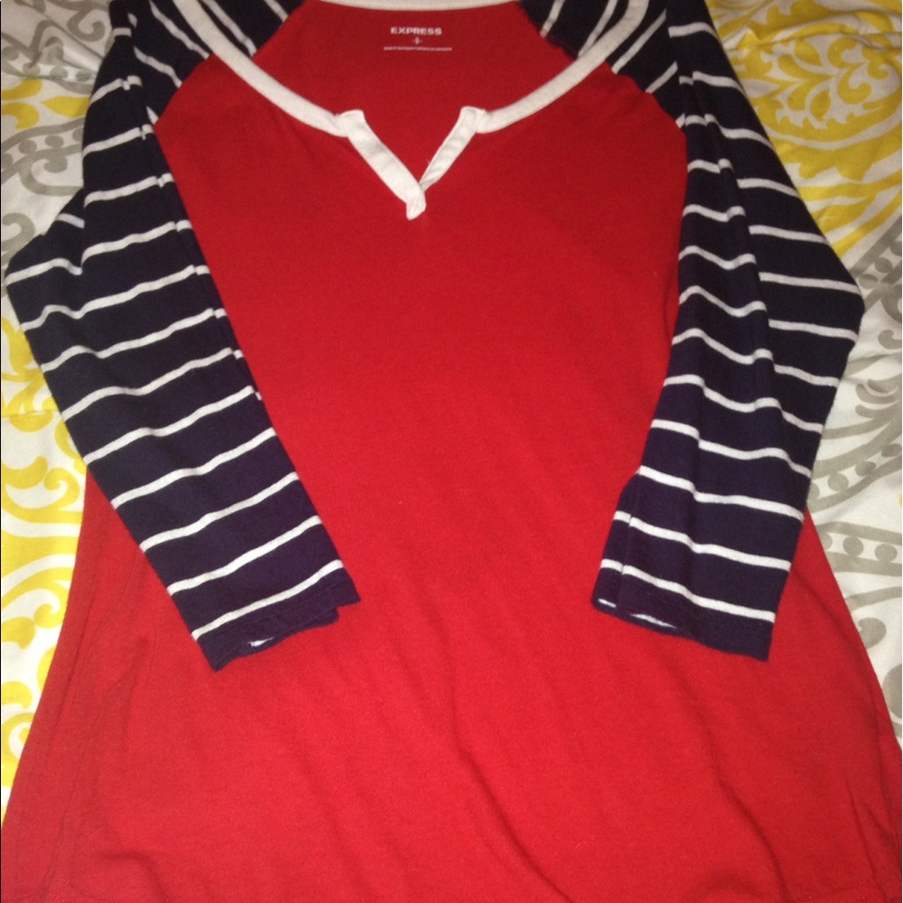 Quarter sleeve relaxed shirt
