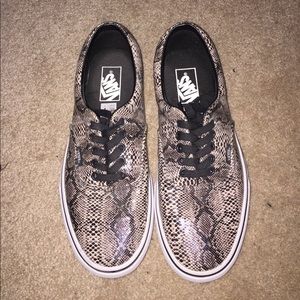Vans Snakeskin Era M7.5 W9 Unisex worn once
