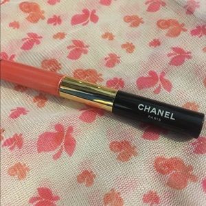 CHANEL Rouge Double Intensity Liquid Lipstick