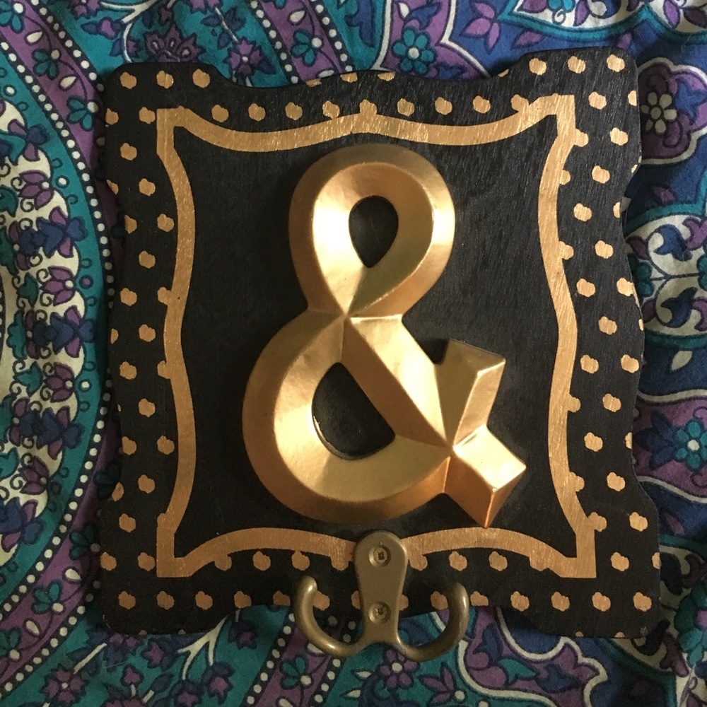 "&" Cute Black and Gold Room Decor Jewelry Holder